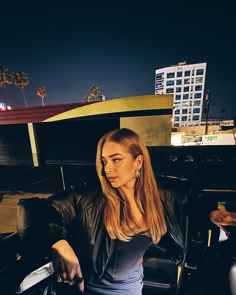 Julaiah unveils romance in new anthem “ME&U”