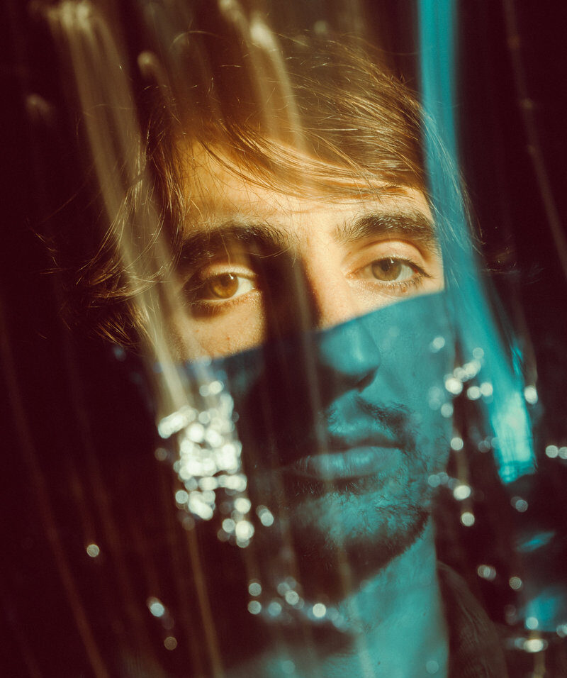 Yoskos in the Cosmos lights the dance floor with “Multilover”