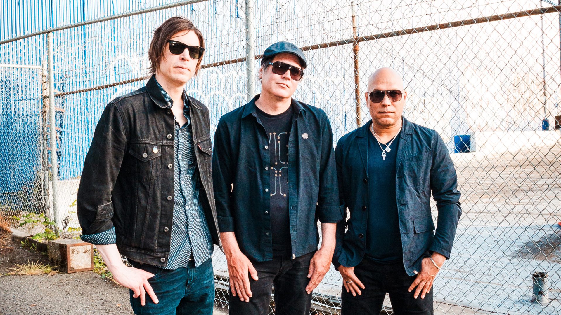 bloococoon releases their debut album “bloococoon,”