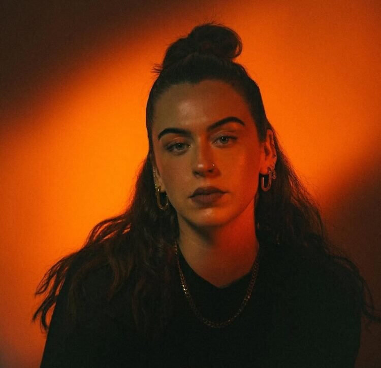 Dana van Bergen delivers a plea for understanding in new single, “Bear With Me”