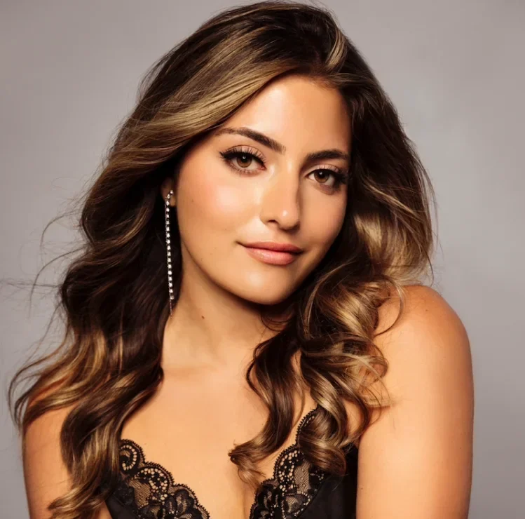 Julia Raye drops a tribute to lost love in “Wish You Stayed”