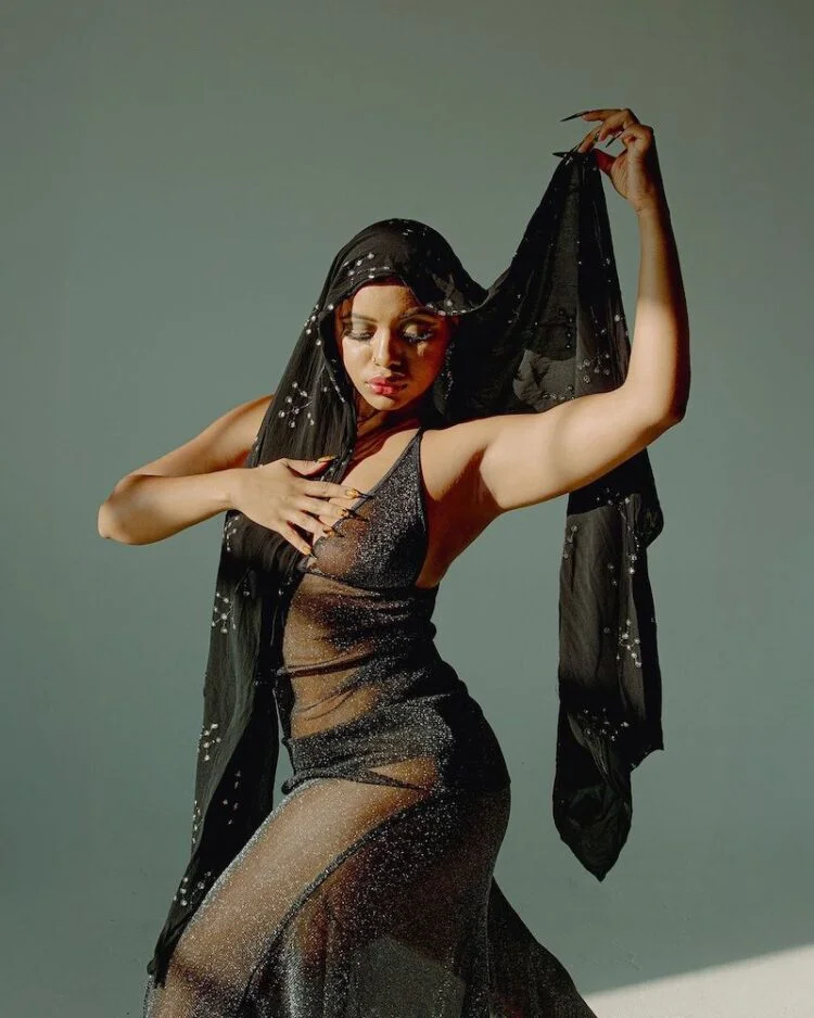 Limage’s “Shallow Games” captures modern love