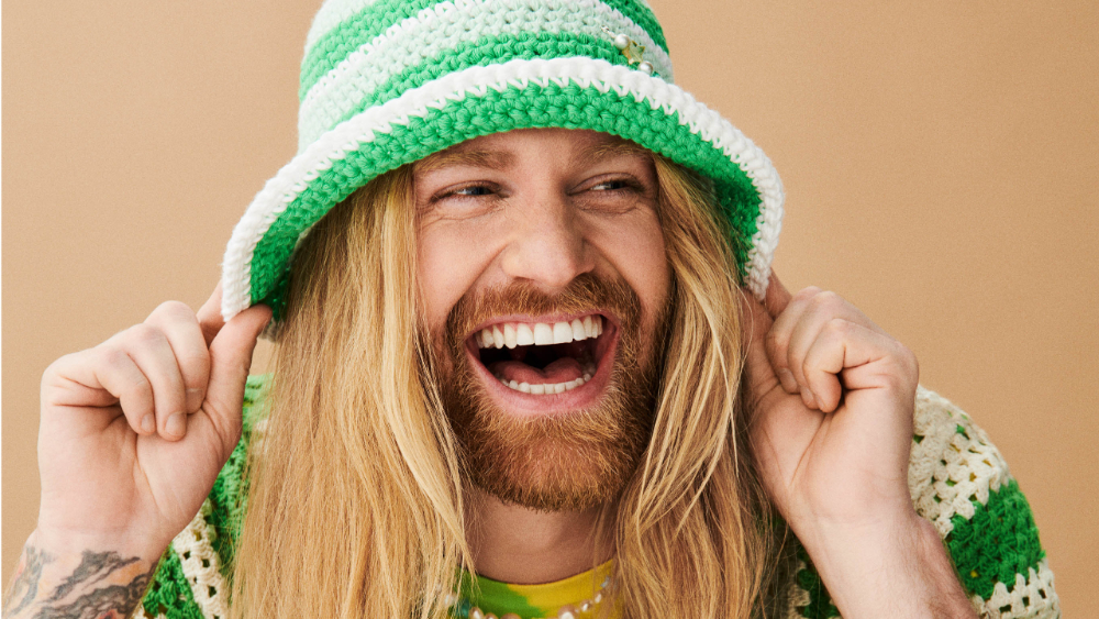 Sam Ryder starts a bold new era with “White Lies”