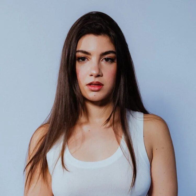Anna Kaya drops fierce anthem for the unbreakable in “PRIDE”