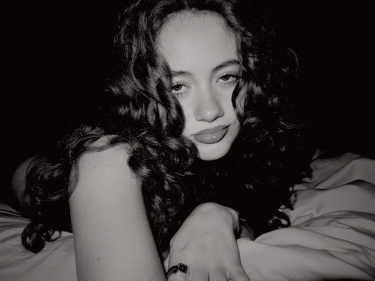 Asha Maclean bends emotions in new single “Yoga”