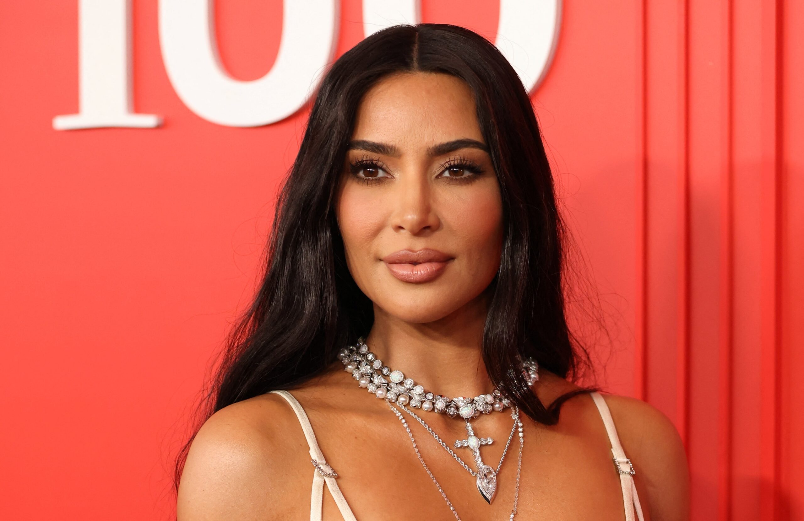 Kim Kardashian’s Robbery Suspect Dies Weeks Before Trial
