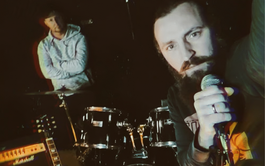 Things Change shares liberation with “Juicy Boom”