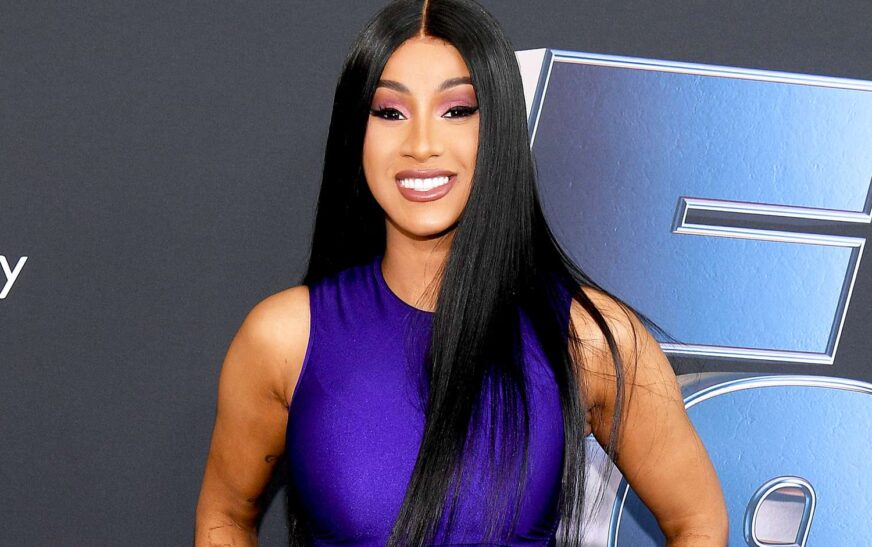Cardi B - Uphere