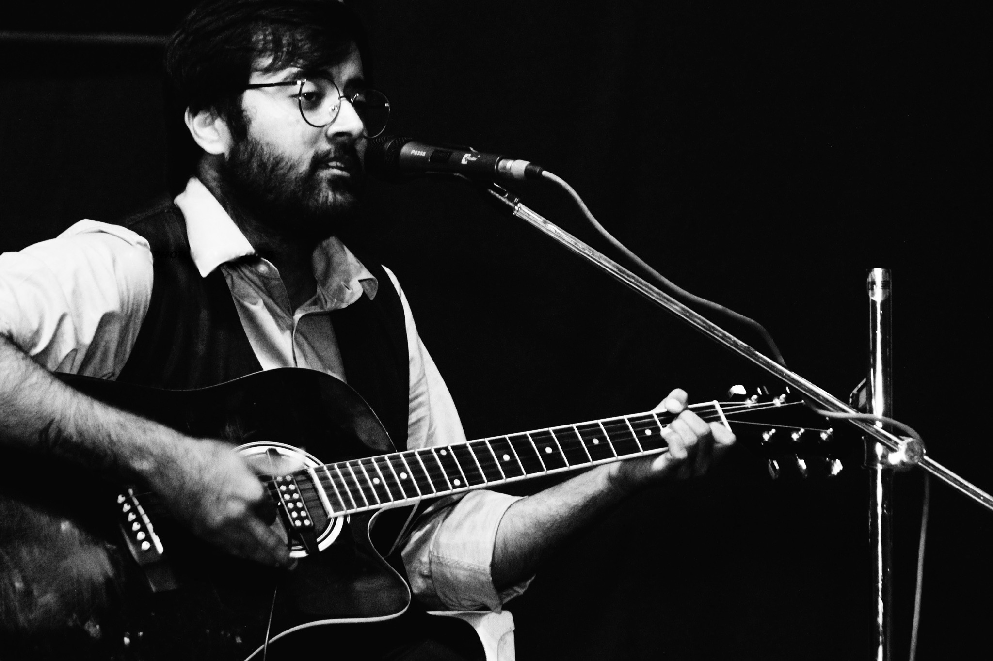 Maluscomas channels desires in new single “Lost in This Feeling”