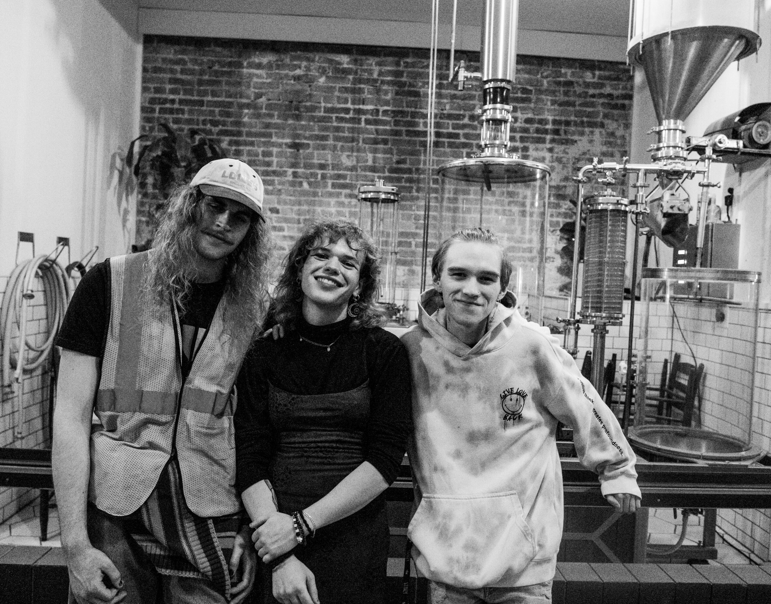 Porcelain Parrot embraces emotions and lets go of the past in new EP “bygones”