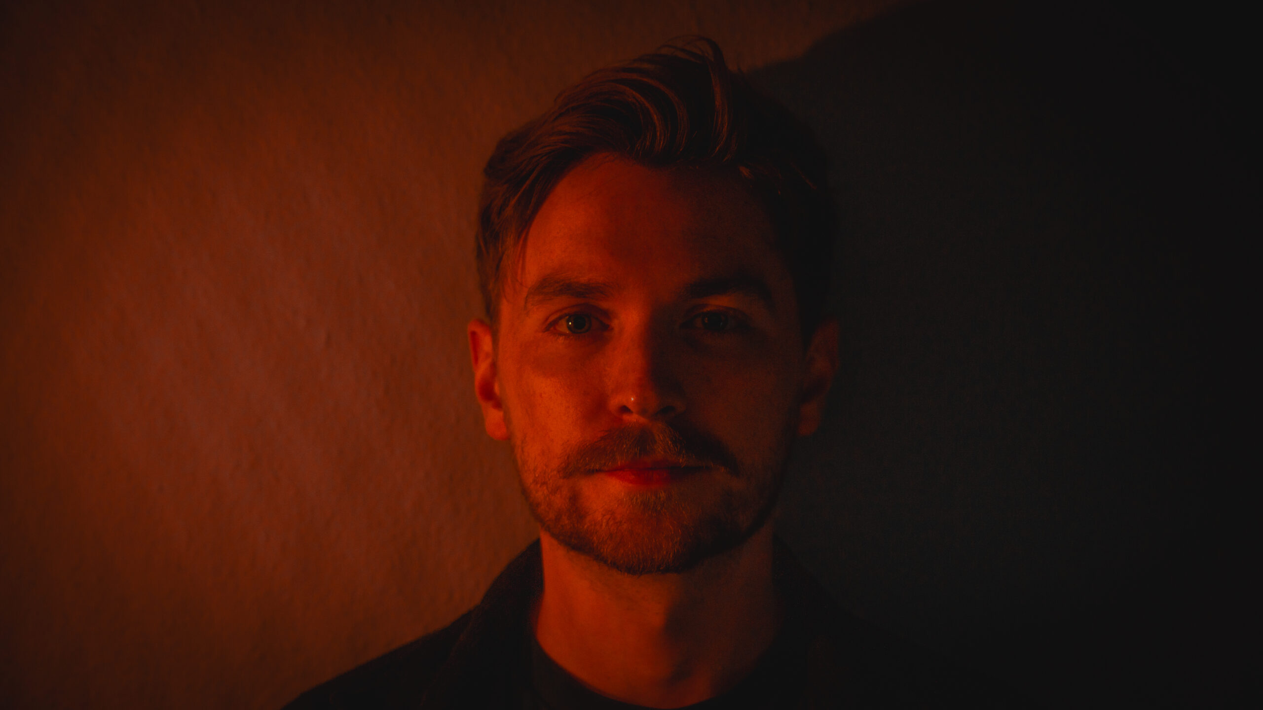 Jack Skinner-Sandall sparks wonders with new single “Big World”