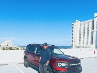 Mr. Bronco - Uphere