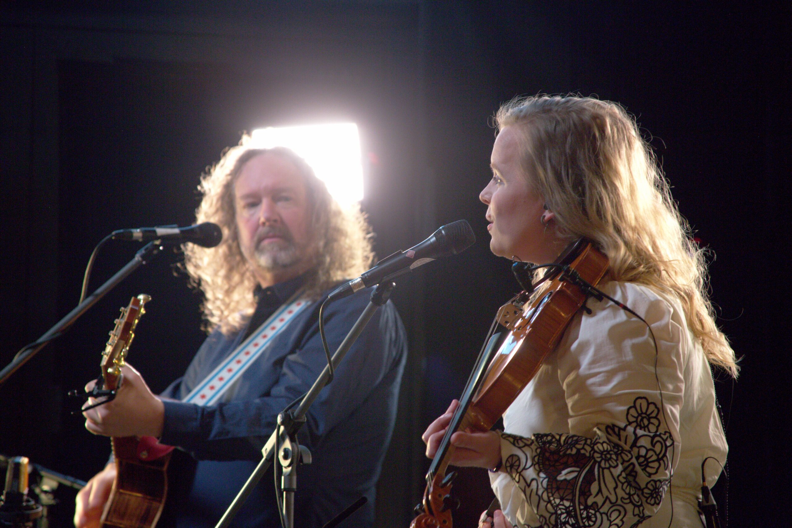 Rahel n Beck blends emotional storytelling in their debut single “Gordon”