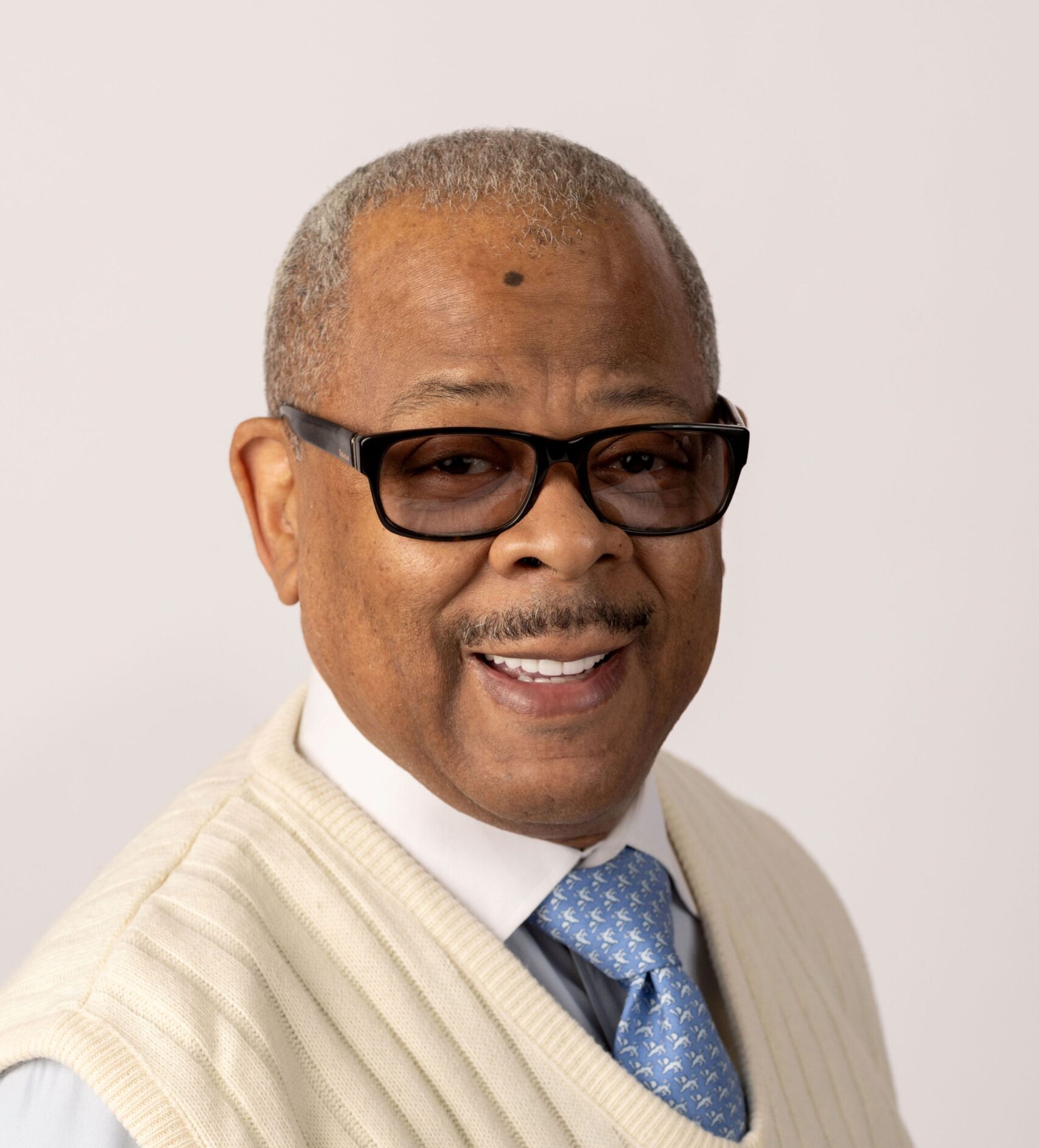 Rone Andrews delivers a warm glow on “Every We Stand by the Waterfall”