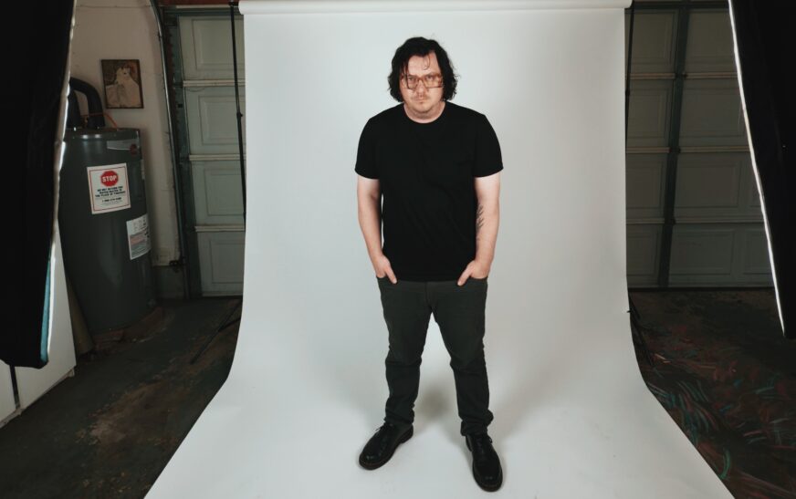 Salem Roberts chooses love in the unknown with power anthem, “Can’t Imagine”