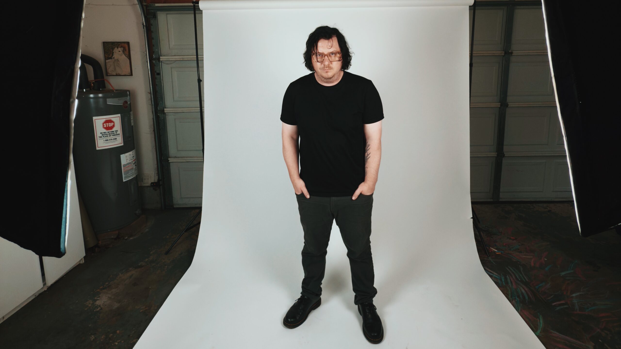 Salem Roberts chooses love in the unknown with power anthem, “Can’t Imagine”