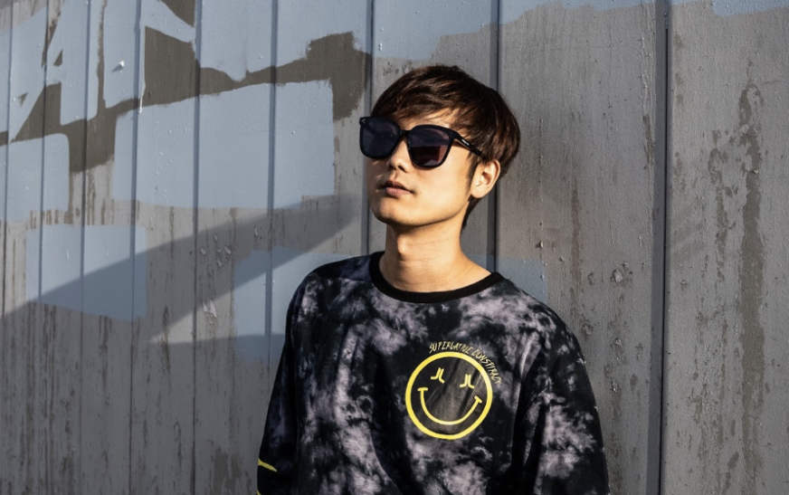 truekolors transform missed connections into a dance anthem with “REPLAY”