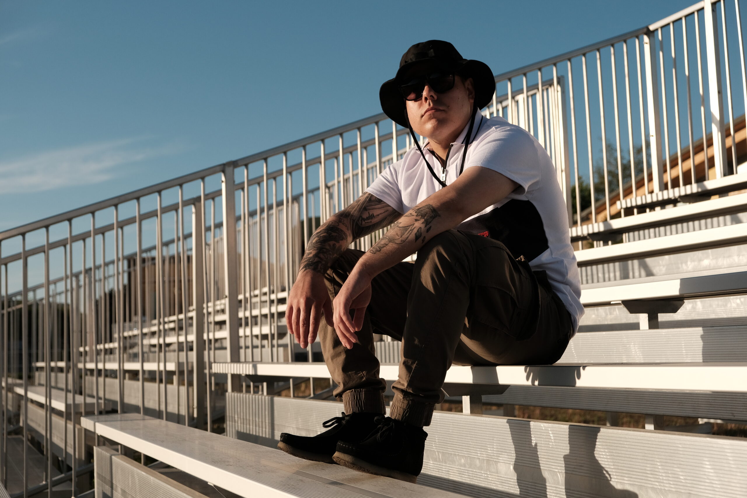 LE KROCK MORT mesmerizes with smooth rhymes on “Rouge Nocturne Op.1 No.6”