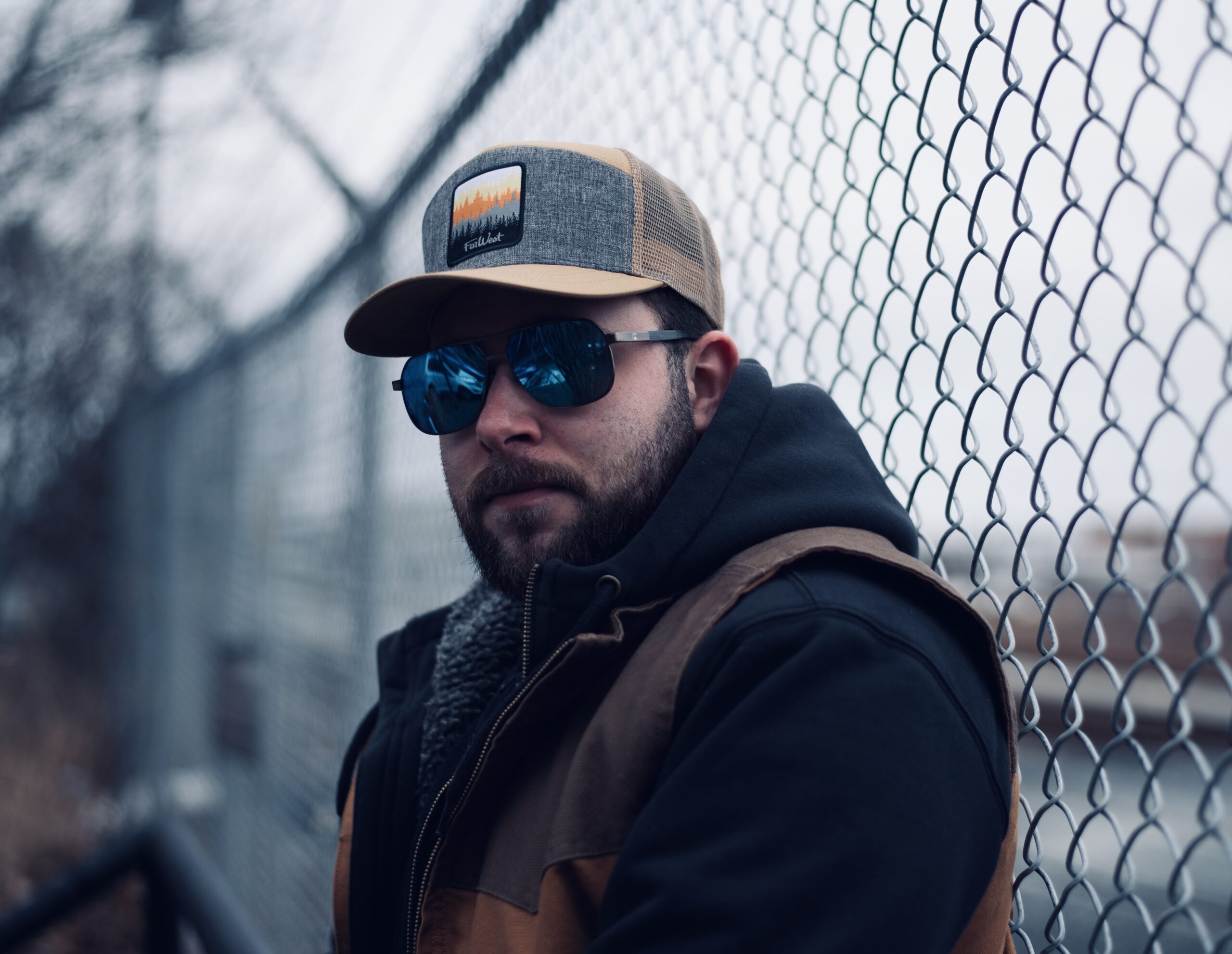 Hodder blends struggles and survival in “Lifeless”