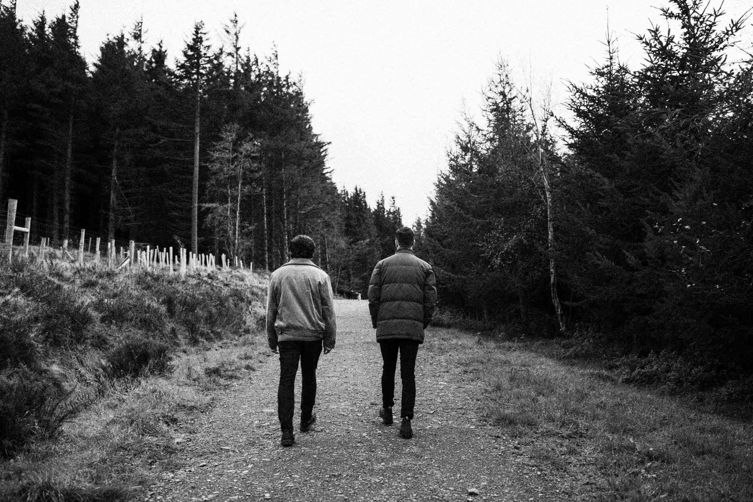 Somewhere North pushes boundaries with rock anthem “Easy”