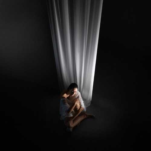 MARGUTERIE turns obsession into art on the atmospheric new single “Roman Empire”