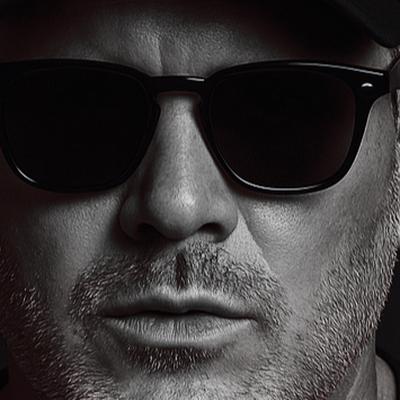 Keerbad pushes club energy to the edge with “Till the Room Shakes”