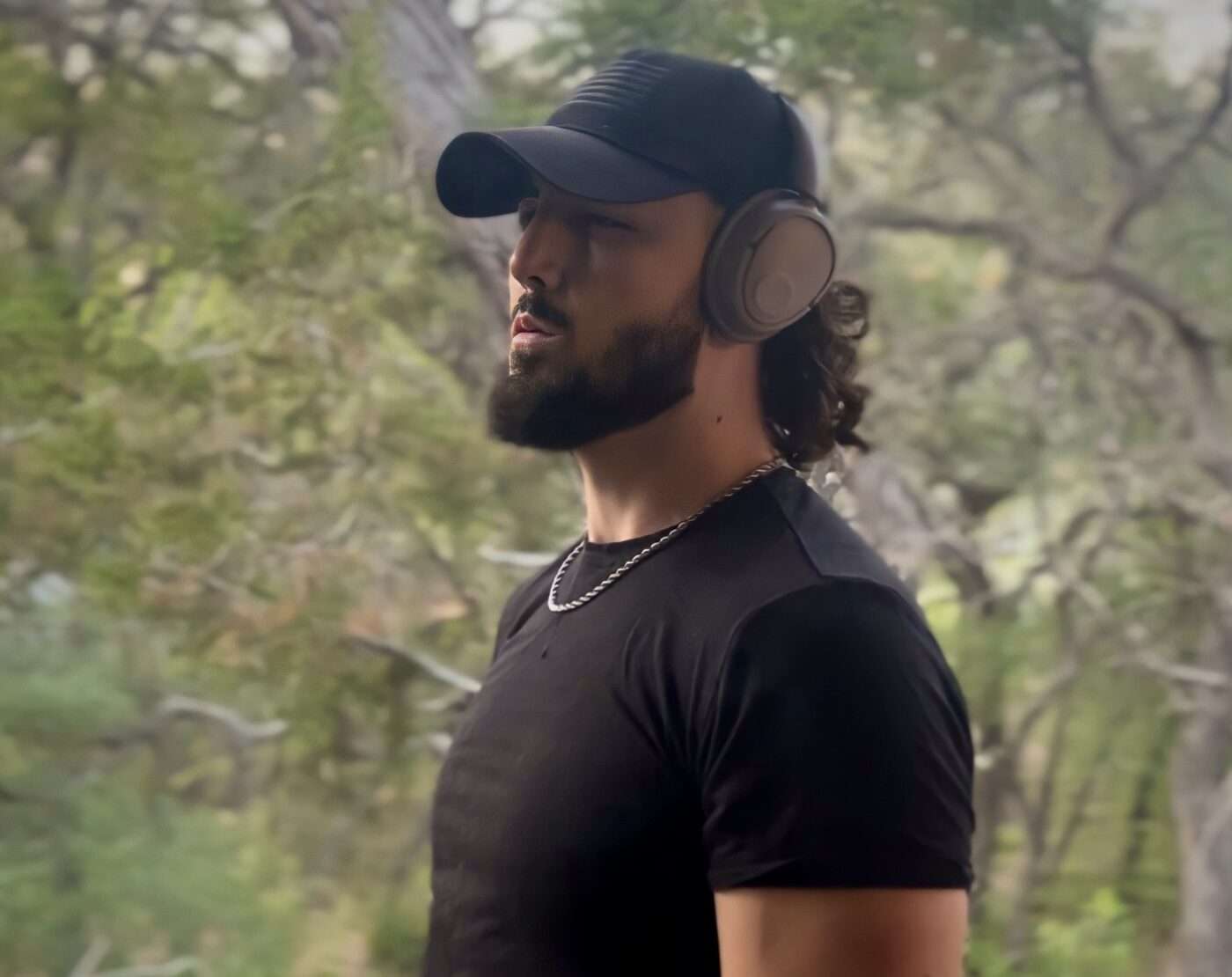 Pags keeps it focused and cinematic on new release “NAMELESS SUPERSTAR”
