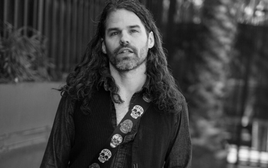 Bobby Gun explores depth on new folk single “Horsemen Four”
