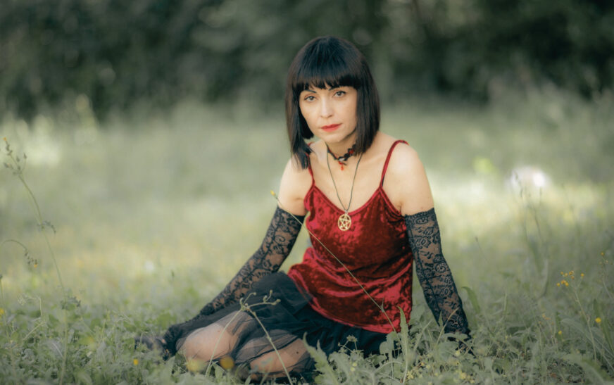 With “Hecate,” Criwolf explores transformation through atmospheric dark pop