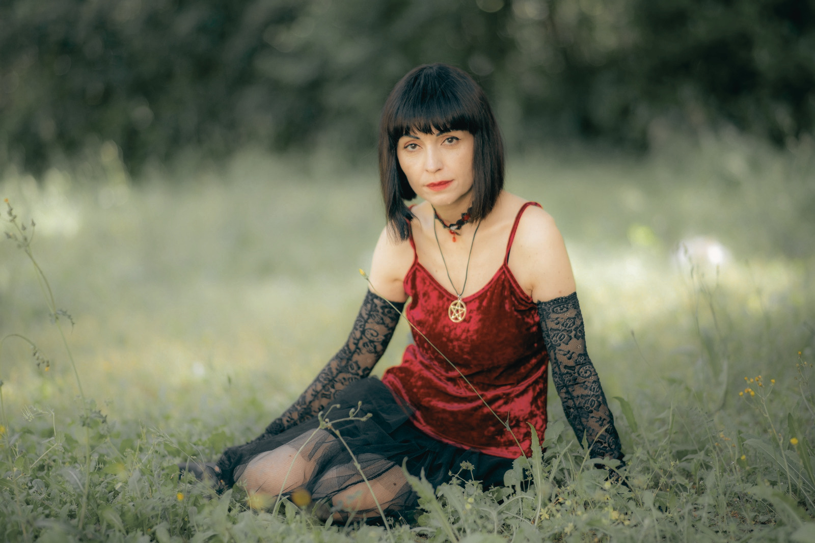 With “Hecate,” Criwolf explores transformation through atmospheric dark pop