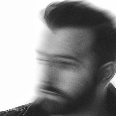 UNDRWVTER introduces a captivating electronic journey with new single “Weightless”