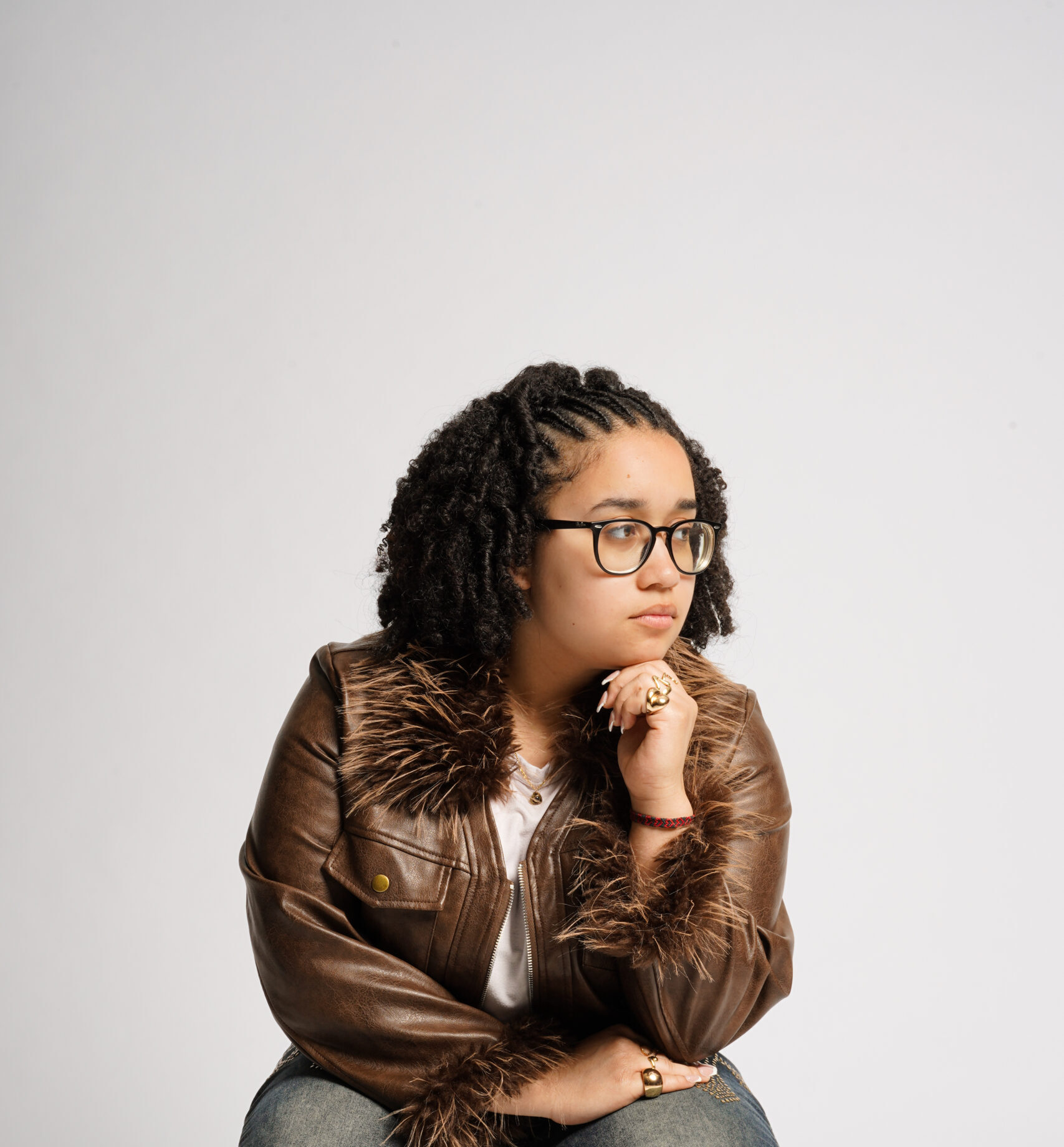 Denissa R feat. NuffiN finds beauty in long-distance love on “Coming Home”