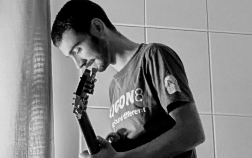 Zachary Mason’s “Me and I” delivers a powerful folk reflection on life’s personal battles
