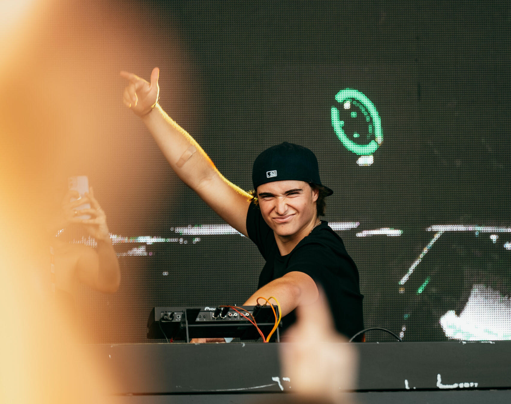 Jan finds his true creative voice on the electronic journey of “Feel It Now”