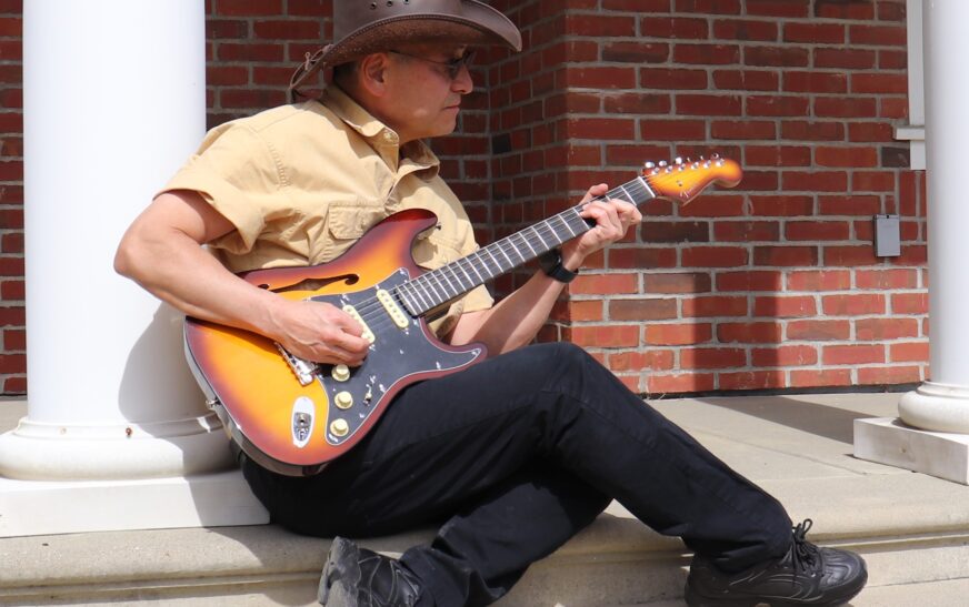 Aric Coyote