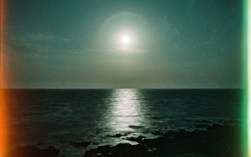 Nomad.AI reveals emotional depth with new release “The Sky Doesn’t Move”