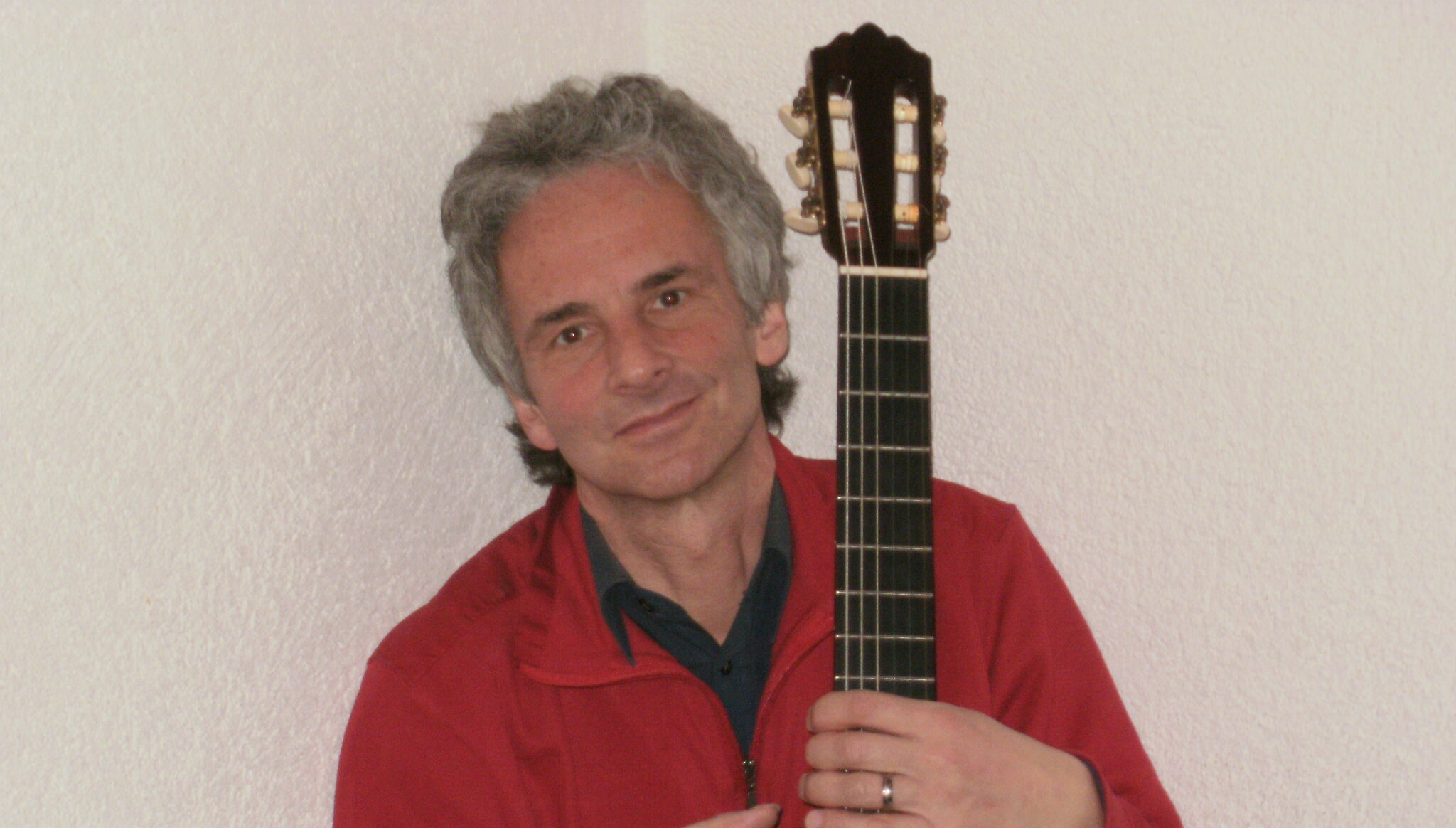 Roland Mueller and Adrian Patino highlight the power of South American folk instrumental music with “Nevando esta: Allegro”