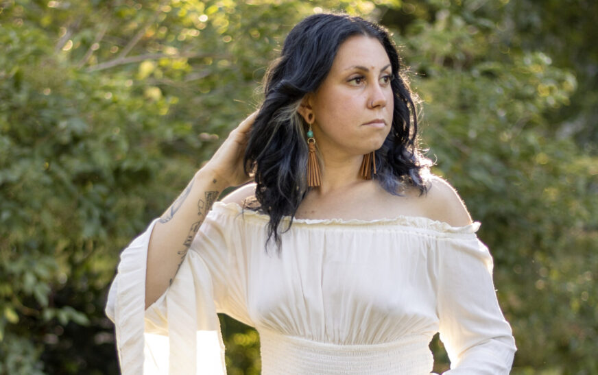 “Shadows,” a debut single, introduces Luna June with honesty and quiet reflection